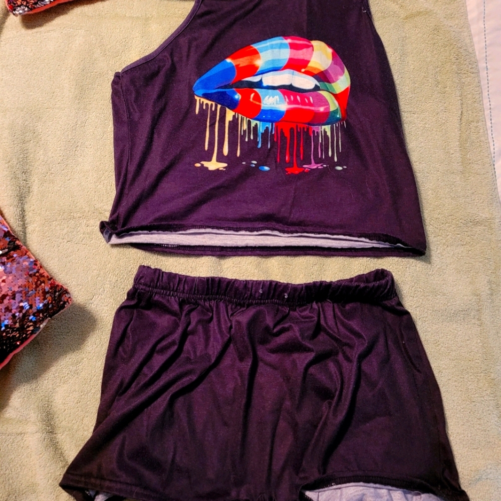 2 pc comfortable outfit